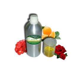 Aromatherapy Massage Oil with Relaxing Properties