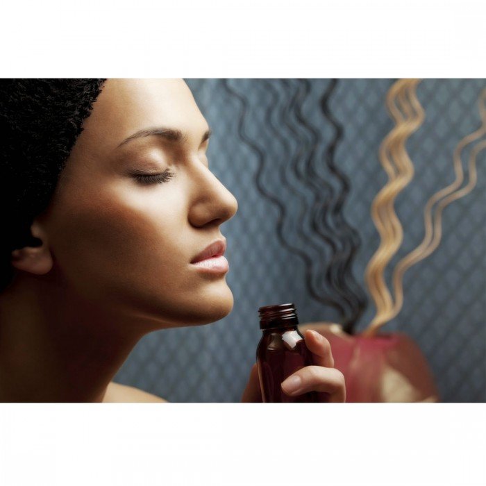 cold-and-flu-diffuser-oil-lifestyle-image
