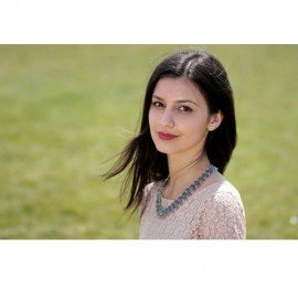 devitalised-skin-cream-lifestyle-image